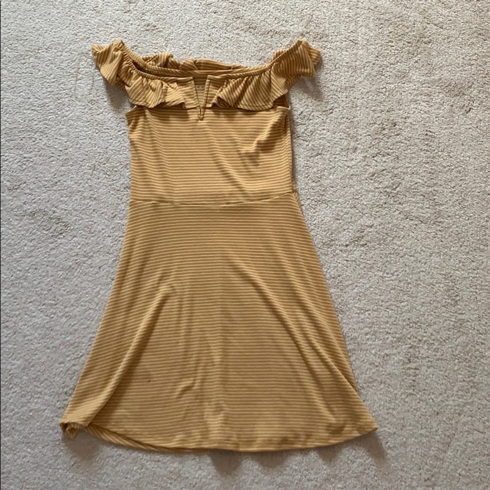 Aeropostale Off The Shoulder Ruffle Dress